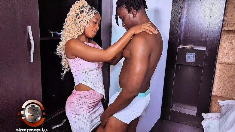 Tusweet9ja: Fuck Queen Follada Duro En El Armario