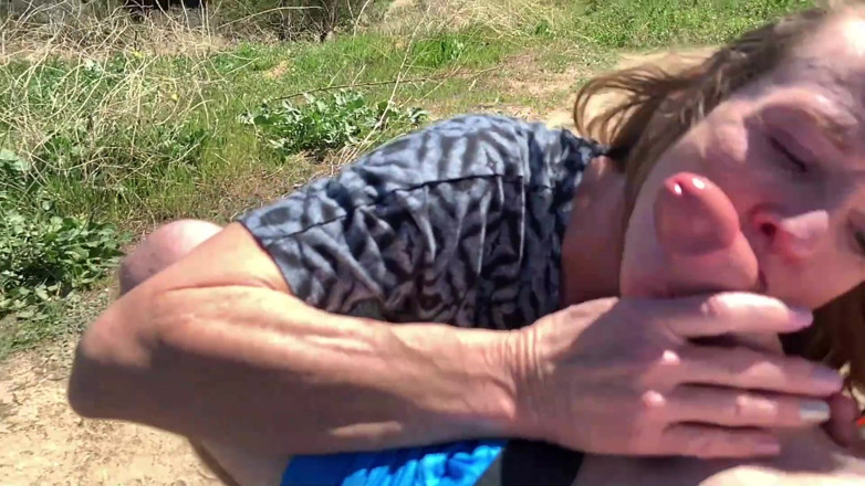 Cyndi Cynful Sinclair: Hiking trail hook up