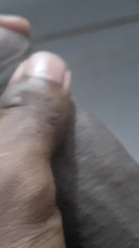 Chico sexy masturbándose