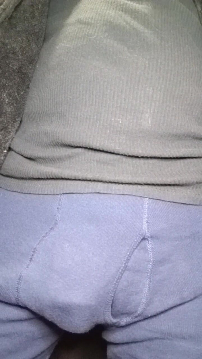 Dominic334: Оцініть татовий член