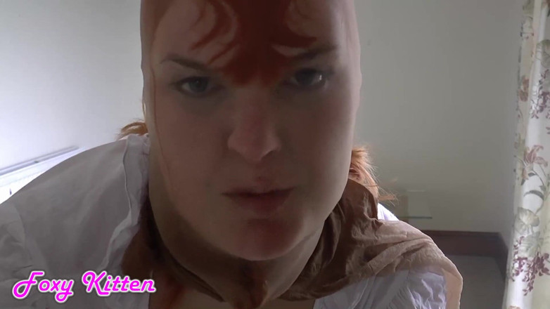 Foxy Redhead Kitten: Hosiery salewoman makes a pitch
