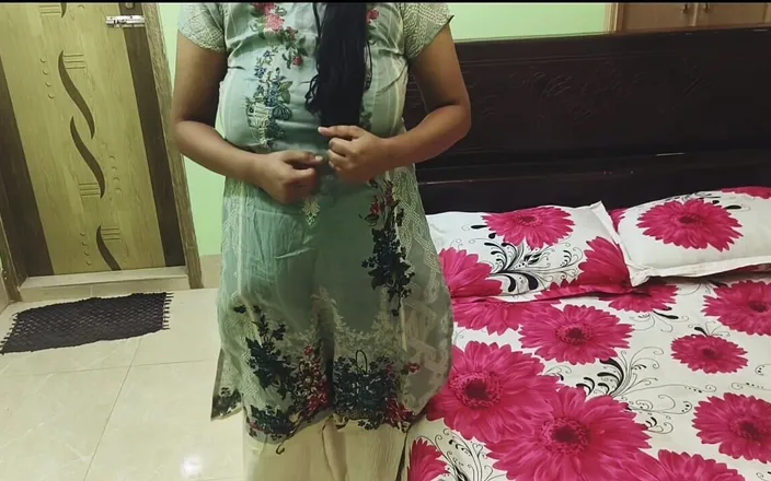Banglasexycouple: My Husband Doesn't Give Me Enough Time so I Fuck...