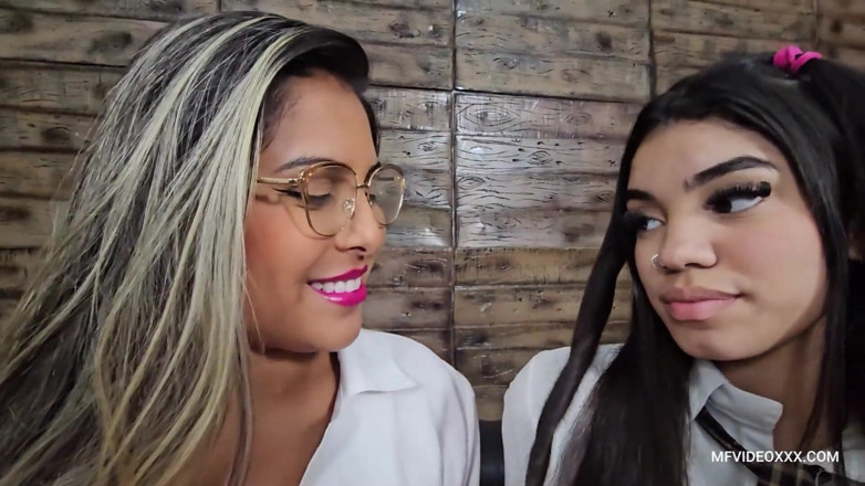 MF Lesbian: Pengalaman dan Belia
