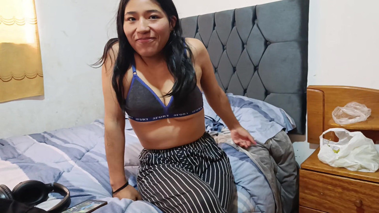 idansexl: 라티나는 돈을 받고 하기로 동의한다