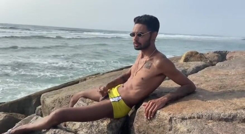 arabeputo: Magrelo Do Pau Grande Punheta di Pantai