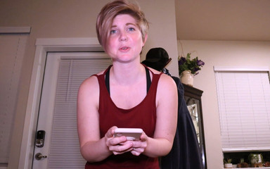 Housewife Ginger: 巨人：收缩光线支配