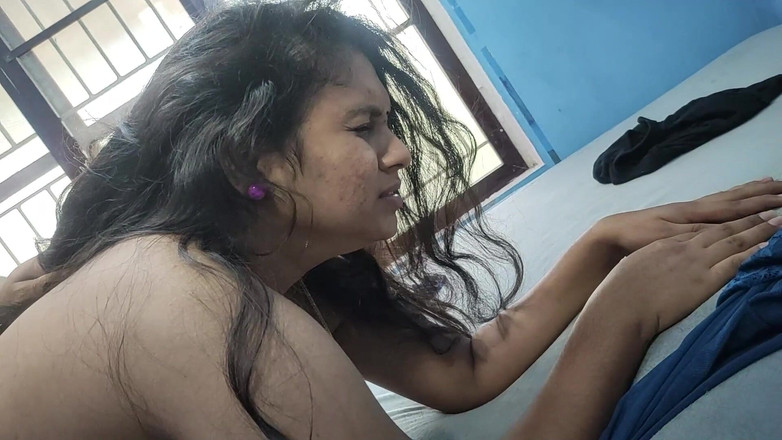 Vaigavarun45: 骑自行车长时间硬操逼与印度性感荡妇妻子