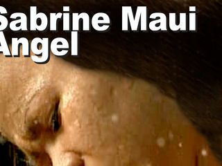 Edge Interactive Publishing: Sabrine Maui और Angel लेस्बियन कार धोना चूत चटाई