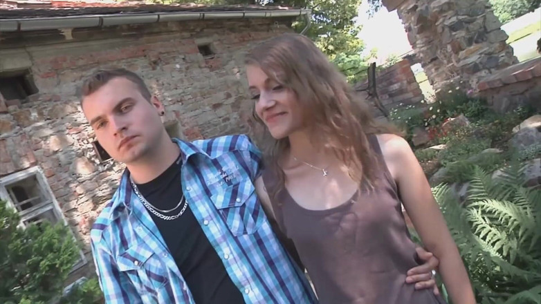 Lethal Teens: Чувак наблюдает, как его подругу жестко трахает другой чувак