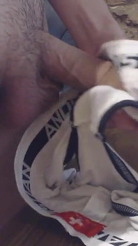Komm in sexy boxer-briefs