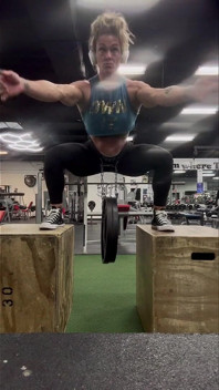 Saturday Squats with Simone Steele