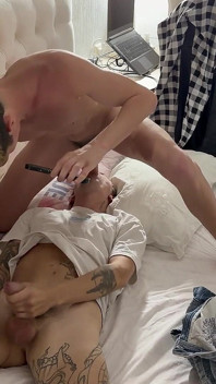 Vollständiges Video Großer Schwanz Kerl Fickt Den Arsch Seines Süßen Stiefbruders Und Kommt Anal