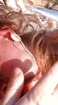 Sandy strandsex mit schöner analhure