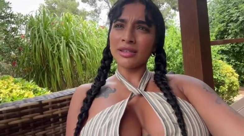 Yasmina Khan: I Got Horny While My Husband Was Cooking on the...