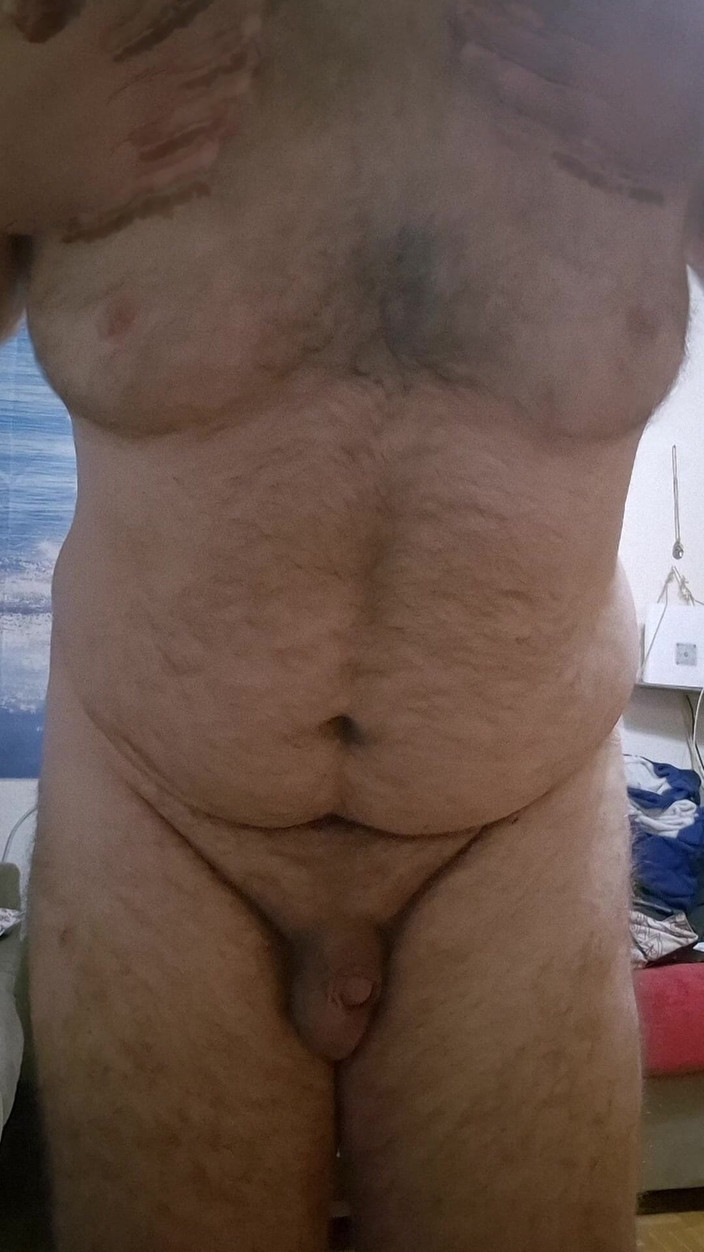 ChubbyDaddyBearLuka: Ours mature et poilu, et son gros cul