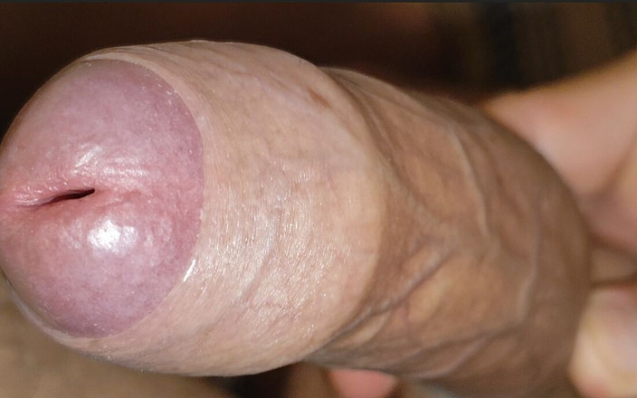 Straight Daddy Club: 令人惊叹的扩张器血管有不成比例的增加。