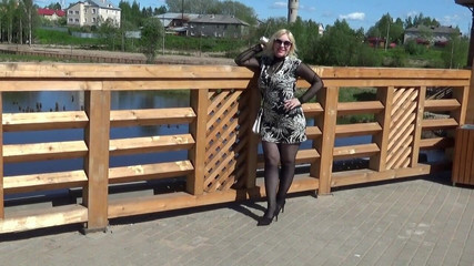 RedRoseRus: Marche et cligne des yeux