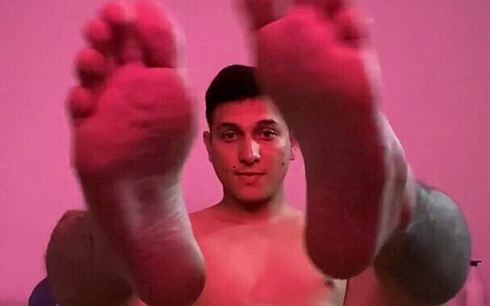 Tomas Styl: Latino Feet and Ass