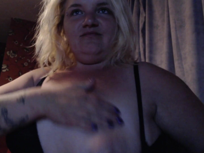 Akosti Rain: Azotar mi culo y tetas, bebé