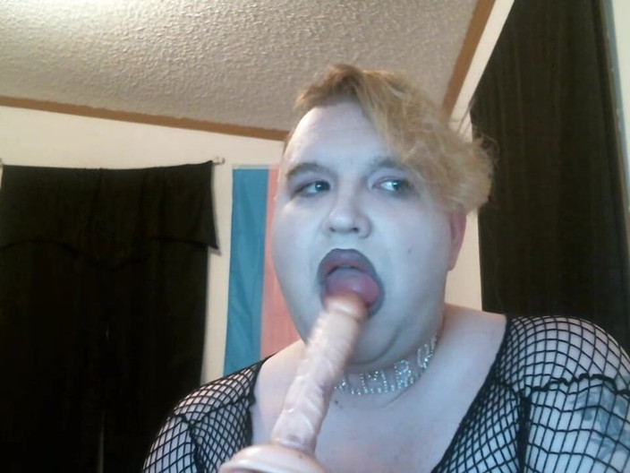 Roxxie rae page: 即席のチンコしゃぶり練習