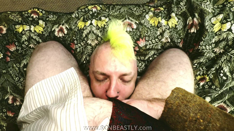 RonBeastly: Băiat în cușcă, partea 2