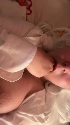 I Love Playing with My Tits