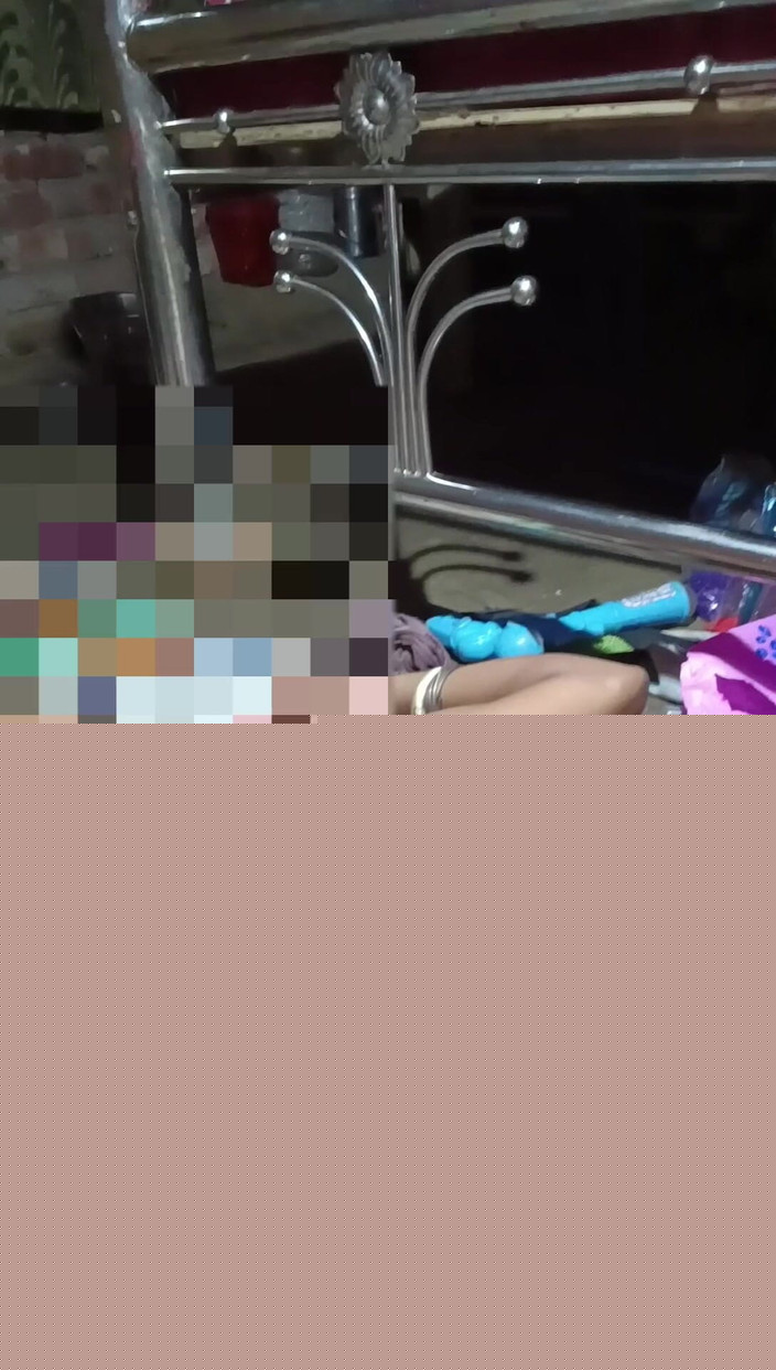 Major: Awek desi berbulu berkongkek