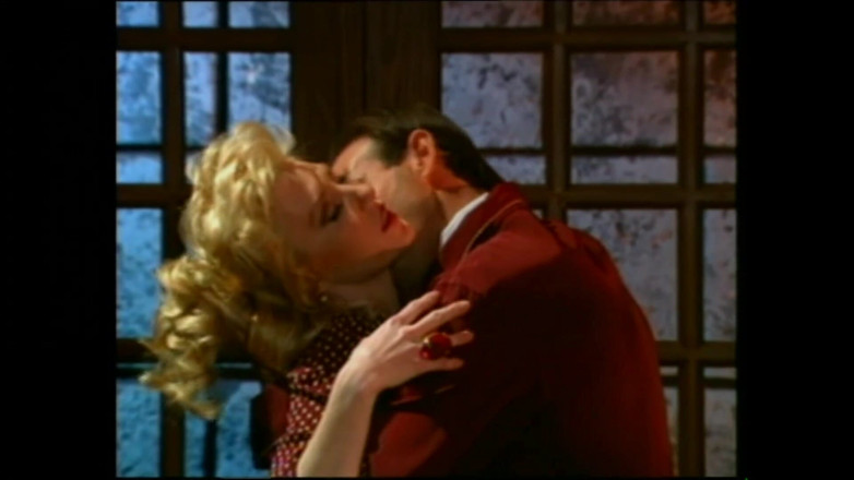 MUSCHI TV - our best full movie: Cuatro MILF Putas Cachondas Disfrutaron Chupando La Gran Polla De...