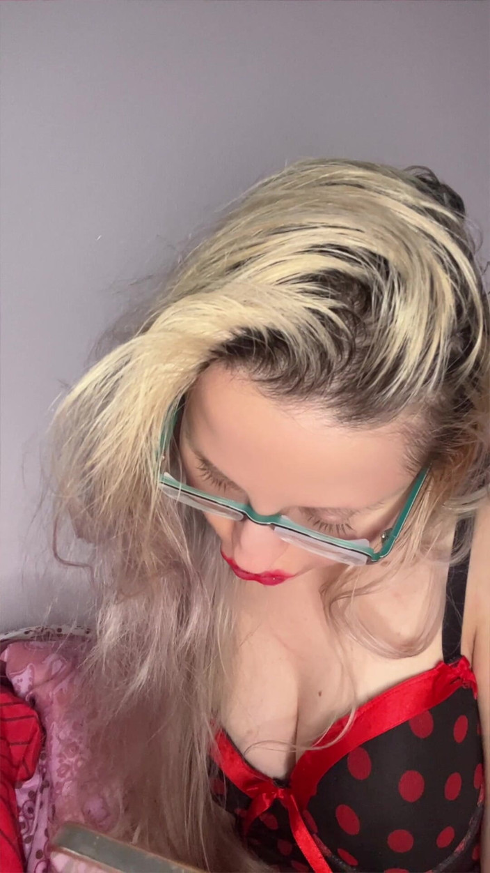 FinDom Goaldigger: Bimbo Sexy Trans transformace