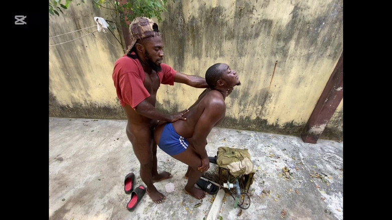 Bigmigh: Ayah tiri dan pantat besar