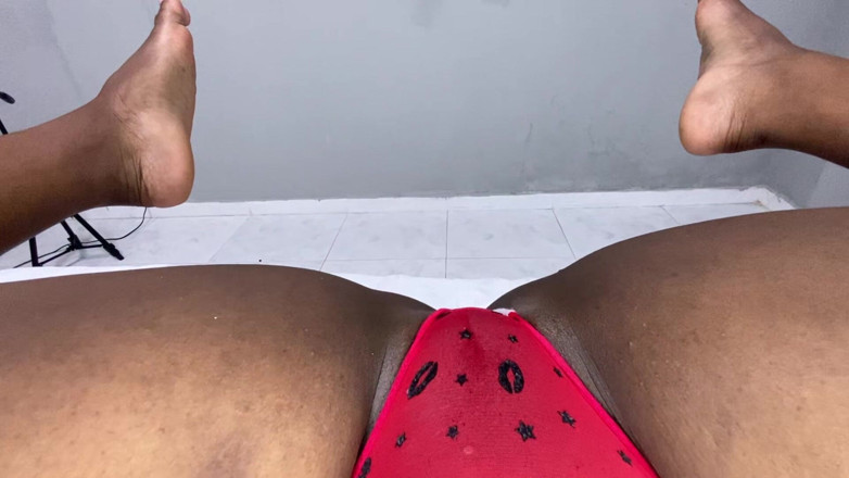 omairaberbatov: I Love Using New Toys to Pamper My Vagina
