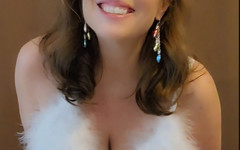 Nikki Nevada: Kom rendierspelletjes spelen met de meest sexy ondeugende rendier van...