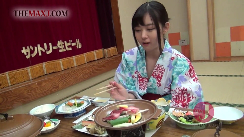 Asian happy ending: BTS action with hairy Japanese girl