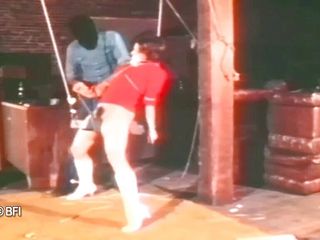 No limits I love it rough: Raros arquivos de escravidão 7 - Swing baby swing