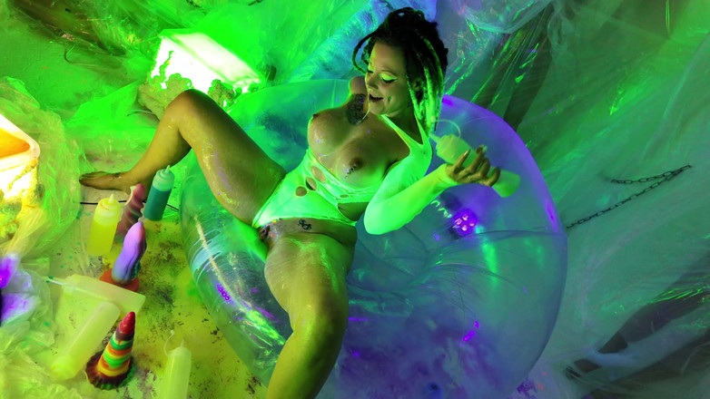 EdgesOfReality: Coquin, Néon, Baise En Solo