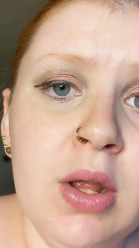 Великаншка хочет вкус спермы