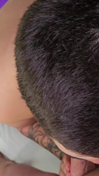 Video đầu tiên của pawg 19 tuổi từ trước đến nay