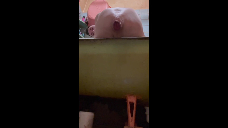 IncredibleGuy: Masturbacja kutasa i wystającego wypadnięcia