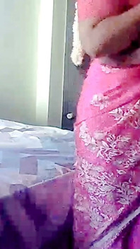 Sexy Cheating Wife in Saree Having Sex
