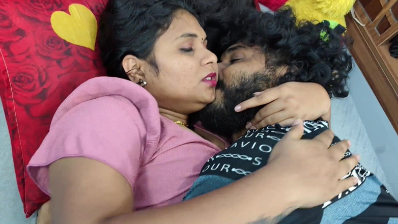 Vaigavarun45: Indická sexy romantika v ložnici se sexem