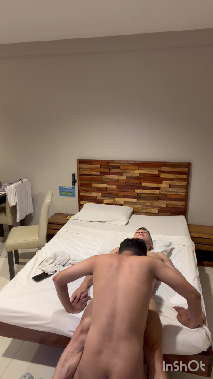 Rent a gay productions: Nervoso 18 anos, o primeiro sexo gay quente de gêmeos asiáticos
