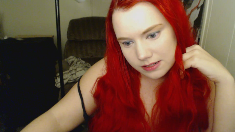 Scarlet Vixen: La rossa viene arrapata!