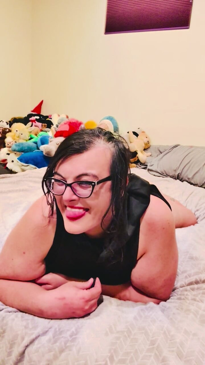 Christi Cream Cake: Torta jiggly da una trans bbw bimbo