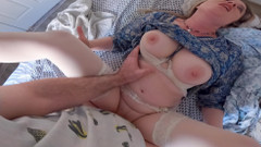 Erin Electra: Macecha pomáhá se závislostí na pornu nevlastního syna