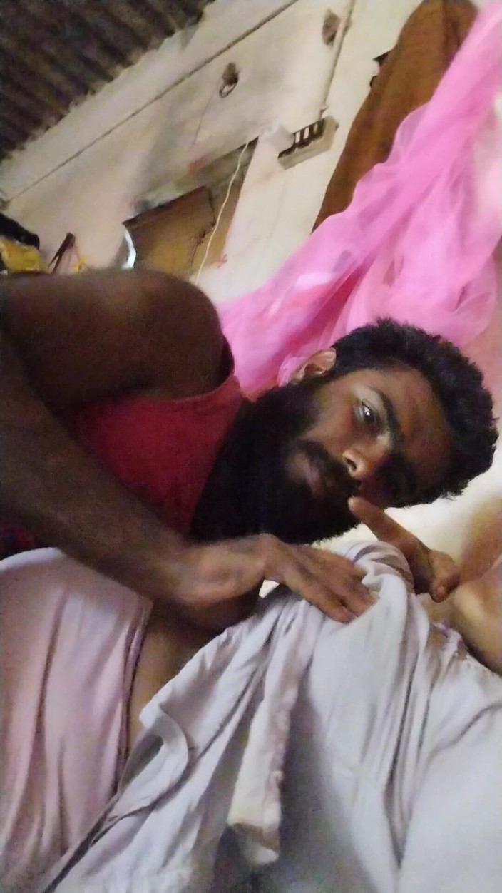 Mg3947731: Enormes mamas indiana milf tira Saree Choli e fode com...