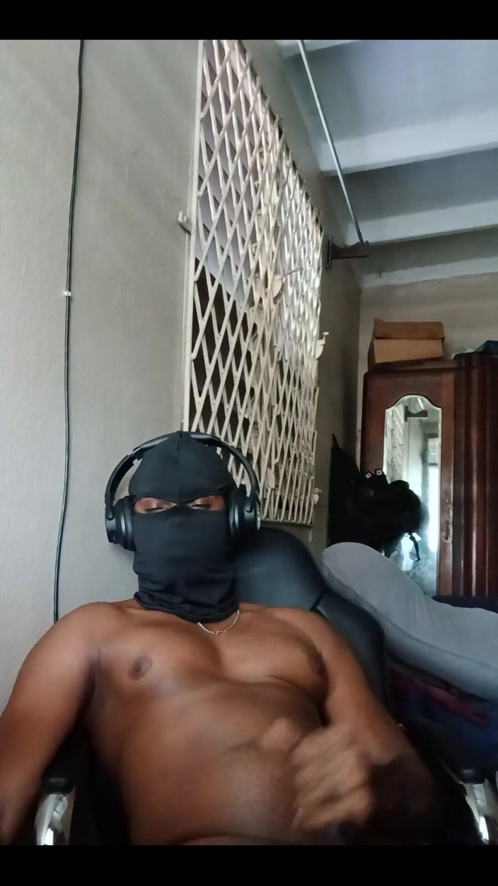 King Kingston: Felt Horny This Morning. )