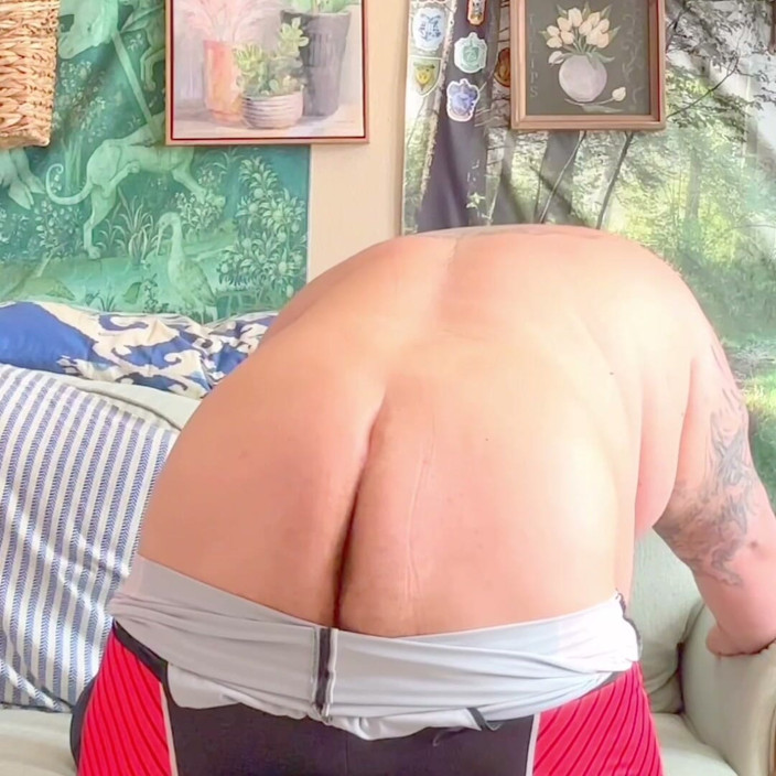 Hand-Free-Daddy-Chub: Hour Long Low Hanging Fruit Shoots Huge Loads From Huge...