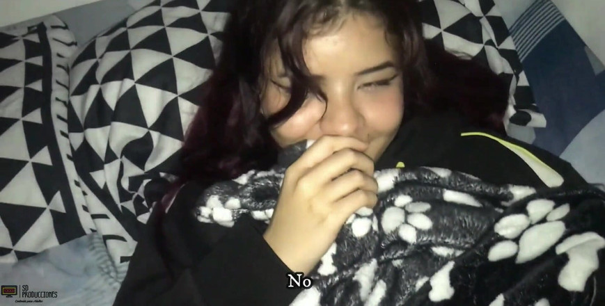 MAFELAGO: Drobná latina nahá ve svém pokoji mi dává nějaké lahodné...