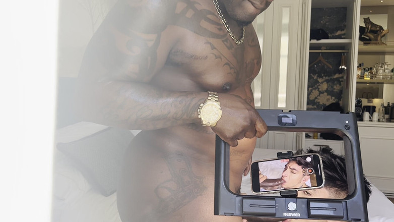 DADDYBLACKXXX: Złapany tata czarny jebanie seksowny tatted mężczyzna