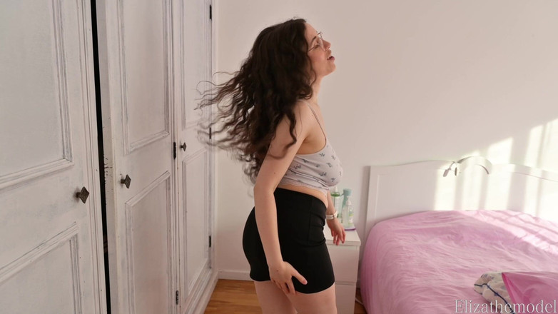 ElizaTheModel: Hotwife想要你的朋友